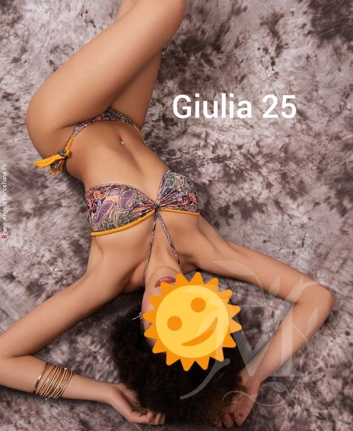 Giulia e Sofia 25 anni italiane body 100 zona Certosa  10