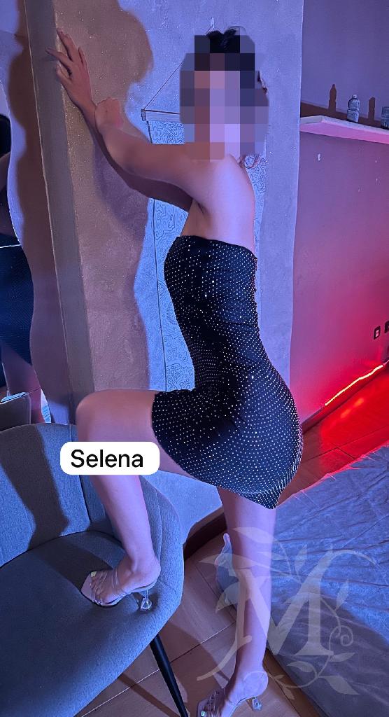 Selena 5